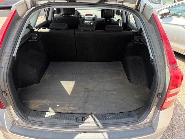 2007 kia cee'd sporty wagon 1.6 x-tra - afbeelding 37 van  56