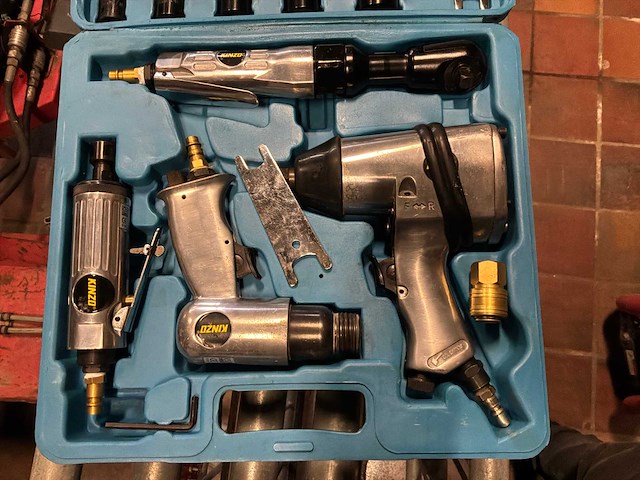 2007 kinzo pneumatisch gereedschap set - afbeelding 2 van  4