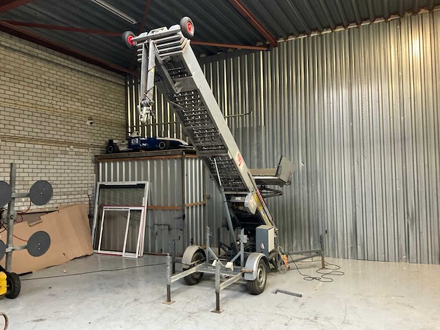 2007 klaas kiii aanhangerlift - afbeelding 1 van  19