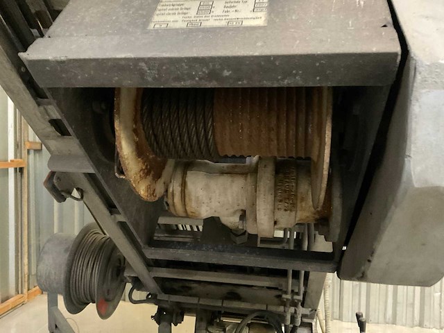 2007 klaas kiii aanhangerlift - afbeelding 13 van  19