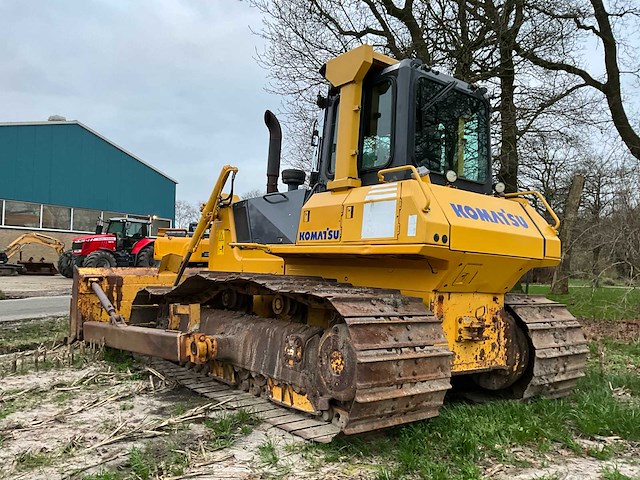 2007 komatsu d65px-15eo bulldozer - afbeelding 23 van  30
