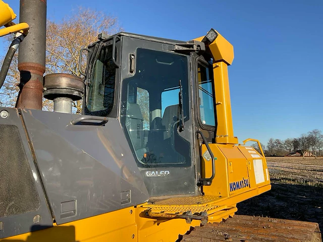 2007 komatsu d65px-15eo bulldozer - afbeelding 28 van  30