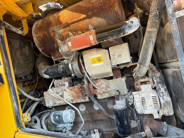 2007 komatsu wa 200-5 shovel wiellader - afbeelding 5 van  18