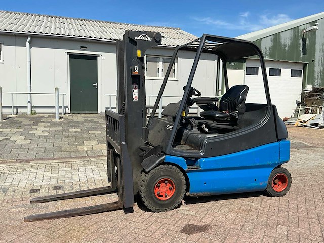 2007 linde e25/02 vorkheftruck - afbeelding 1 van  15