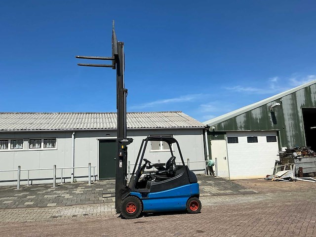 2007 linde e25/02 vorkheftruck - afbeelding 14 van  15