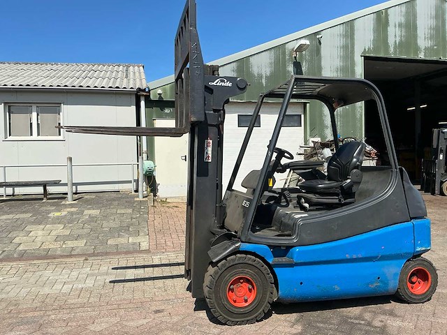 2007 linde e25/02 vorkheftruck - afbeelding 2 van  15