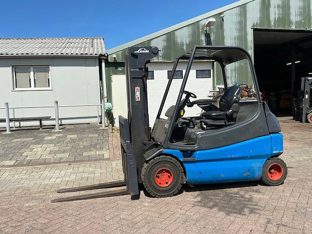 2007 linde e25/02 vorkheftruck - afbeelding 1 van  15