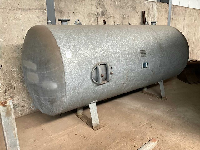 2007 lohenner buffertank - afbeelding 1 van  12