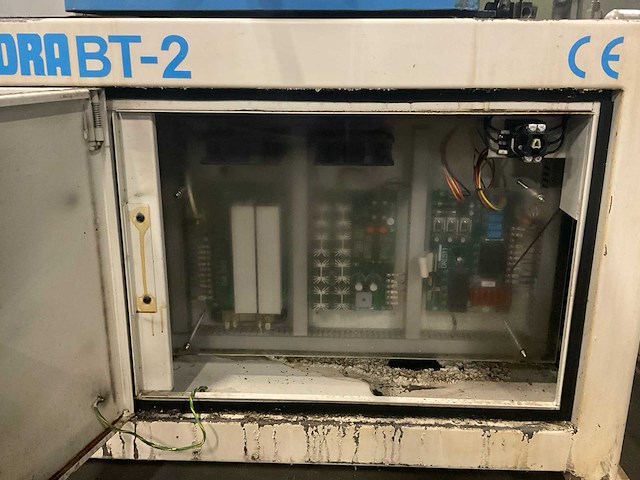 2007 madra bt-2edm startgat erodeermachine - afbeelding 18 van  18