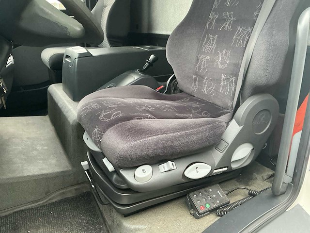 2007 man tgl 12.180 vrachtwagen - afbeelding 9 van  39