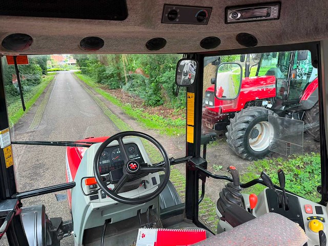 2007 massey ferguson 5435 tweewielaangedreven landbouwtractor - afbeelding 8 van  10