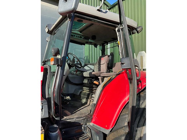2007 massey ferguson 6480 vierwielaangedreven landbouwtractor - afbeelding 7 van  36