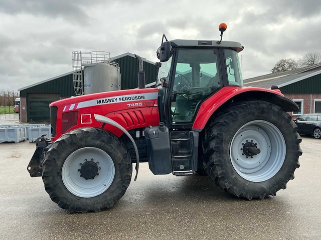 2007 massey ferguson dyna vt 7495 vierwielaangedreven landbouwtractor - afbeelding 2 van  50