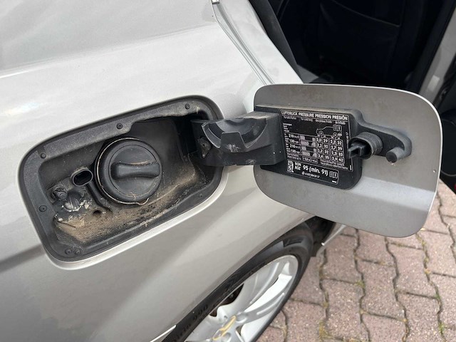 2007 mercedes-benz c-klasse 200 k personenauto - afbeelding 100 van  126