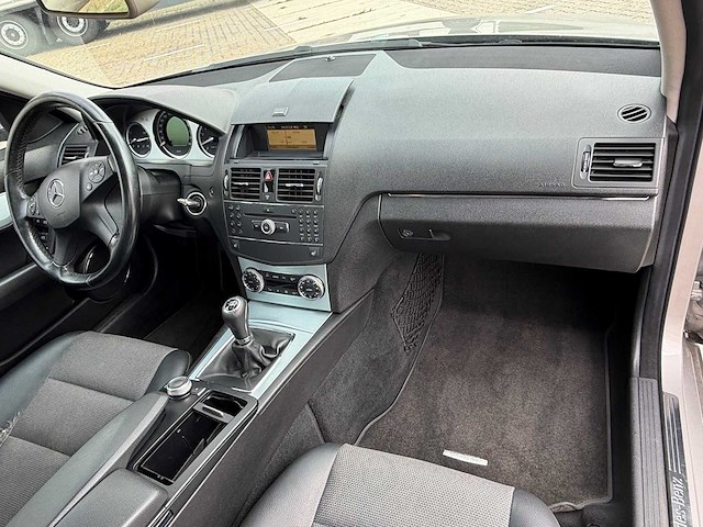 2007 mercedes-benz c-klasse 200 k personenauto - afbeelding 64 van  126