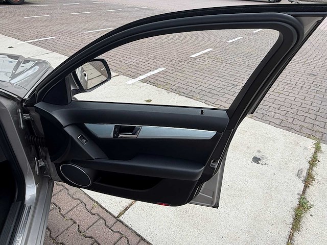 2007 mercedes-benz c-klasse 200 k personenauto - afbeelding 67 van  126