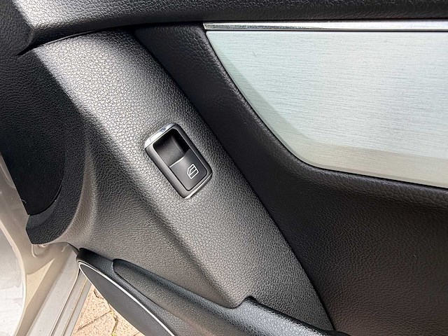 2007 mercedes-benz c-klasse 200 k personenauto - afbeelding 69 van  126