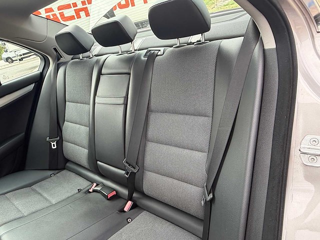 2007 mercedes-benz c-klasse 200 k personenauto - afbeelding 75 van  126