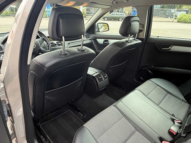 2007 mercedes-benz c-klasse 200 k personenauto - afbeelding 77 van  126