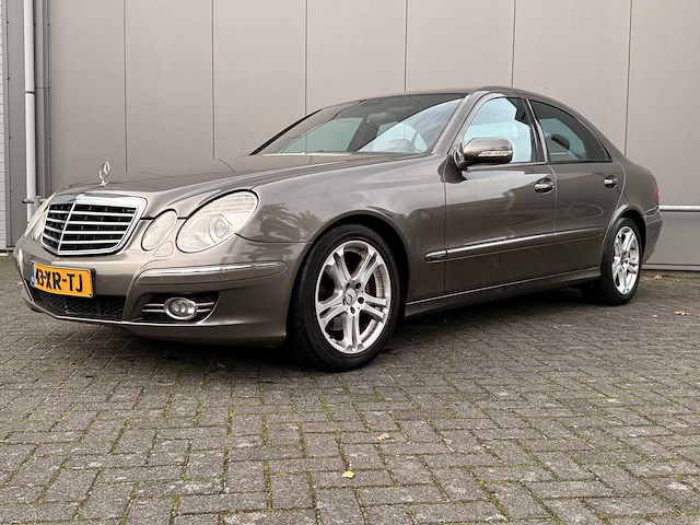 2007 mercedes-benz e-klasse automaat personenauto - afbeelding 1 van  6