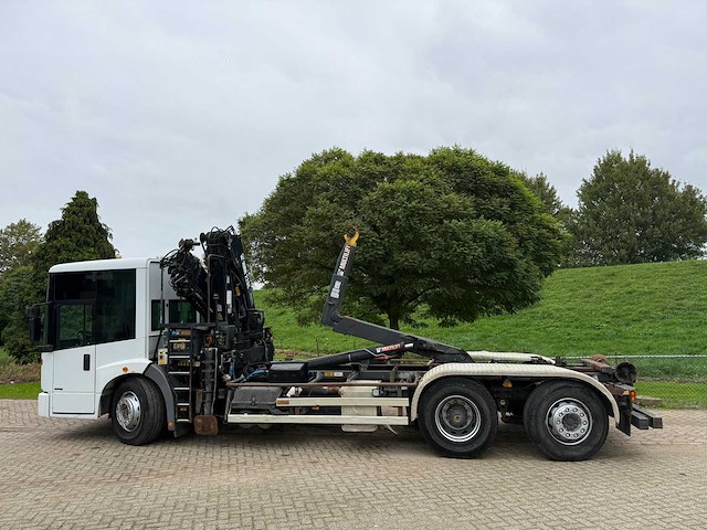 2007 mercedes-benz econic kraanwagen hiab 220 - 6x2 - afbeelding 27 van  53