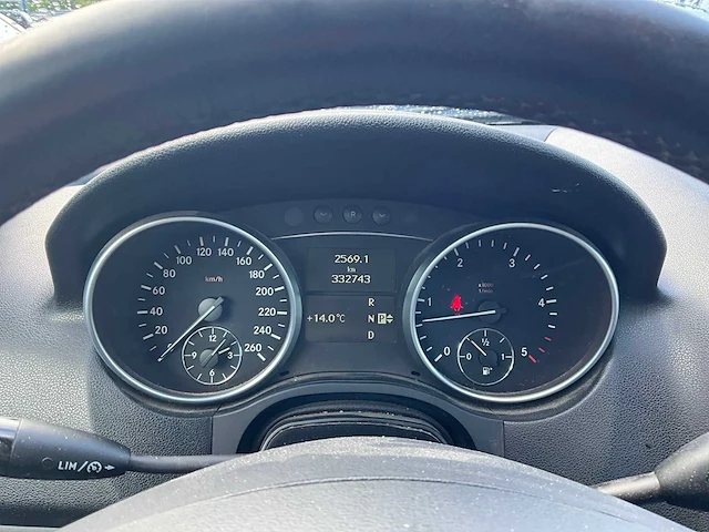 2007 mercedes-benz m-klasse 320 cdi personenauto - afbeelding 18 van  34