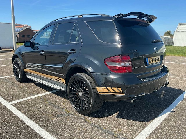 2007 mercedes-benz m-klasse amg 63 personenauto - afbeelding 17 van  23