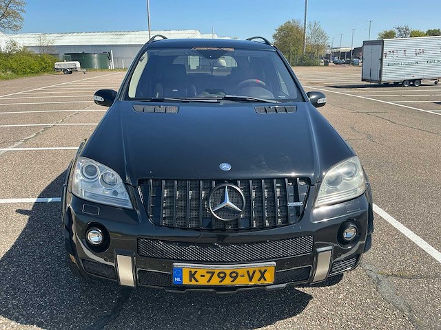 2007 mercedes-benz m-klasse amg 63 personenauto - afbeelding 20 van  21