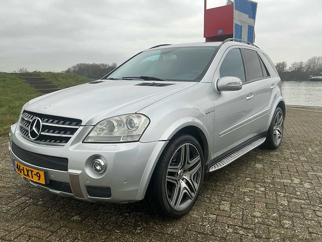 2007 mercedes-benz ml 63 amg personenauto - afbeelding 1 van  55