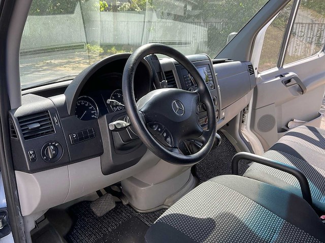 2007 mercedes-benz sprinter bedrijfswagen - afbeelding 2 van  16