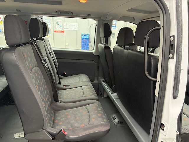 2007 mercedes-benz vito 9 persoon 109cdi 320 bedrijfswagen - afbeelding 8 van  24