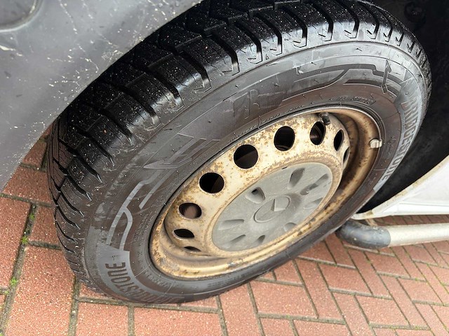 2007 mercedes-benz vito 9 persoon 109cdi 320 bedrijfswagen - afbeelding 13 van  24