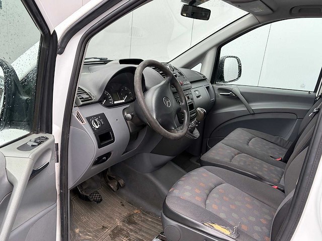2007 mercedes-benz vito 9 persoon 109cdi 320 bedrijfswagen - afbeelding 22 van  24