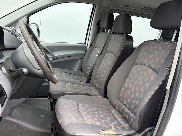 2007 mercedes-benz vito 9 persoon 109cdi 320 bedrijfswagen - afbeelding 23 van  24