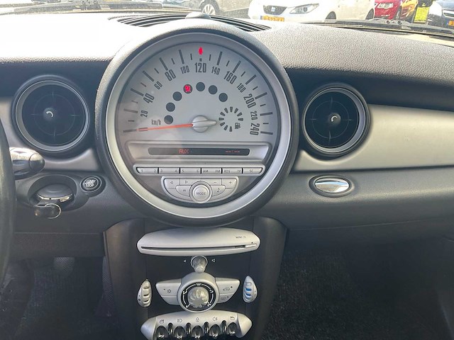 2007 mini 1.4 one personenauto - afbeelding 8 van  24