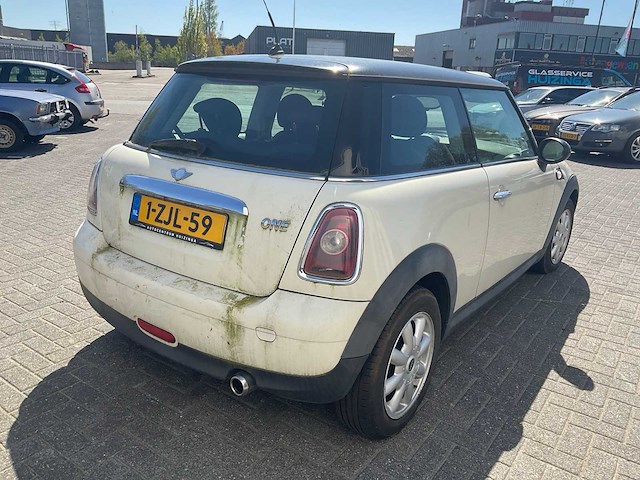 2007 mini 1.4 one personenauto - afbeelding 17 van  25