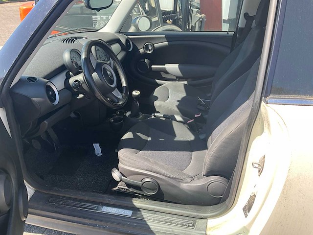 2007 mini 1.4 one personenauto - afbeelding 23 van  25