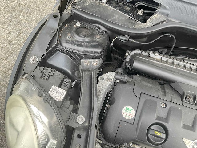 2007 mini 1.6 cooper personenauto - afbeelding 18 van  28