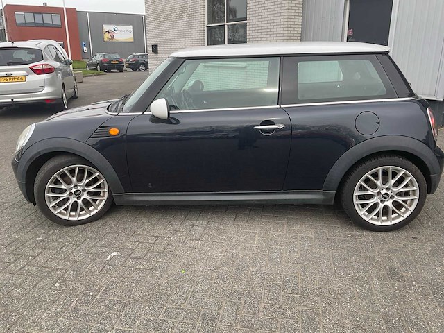 2007 mini 1.6 cooper personenauto - afbeelding 25 van  28