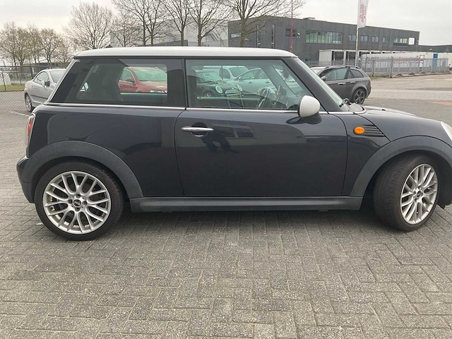 2007 mini 1.6 cooper personenauto - afbeelding 26 van  28