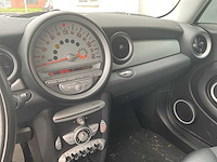 2007 mini 1.6 cooper personenauto - afbeelding 18 van  25