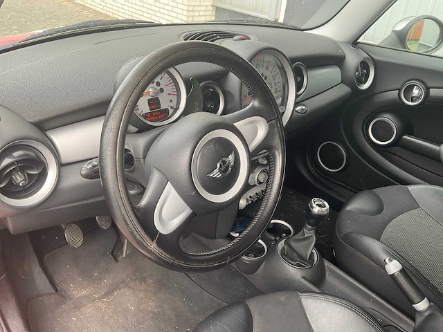 2007 mini 1.6 cooper personenauto - afbeelding 24 van  25