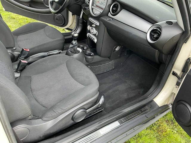 2007 mini 3-deurs 1.4 one personenauto - afbeelding 9 van  11