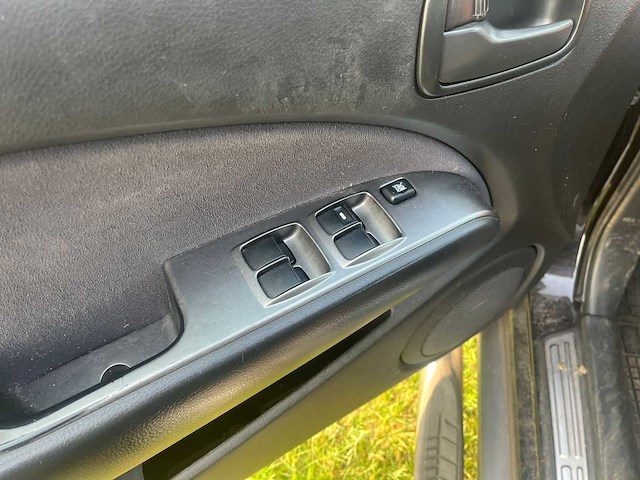2007 mitsubishi outlander sport 2.0 invite+ personenauto - afbeelding 7 van  8