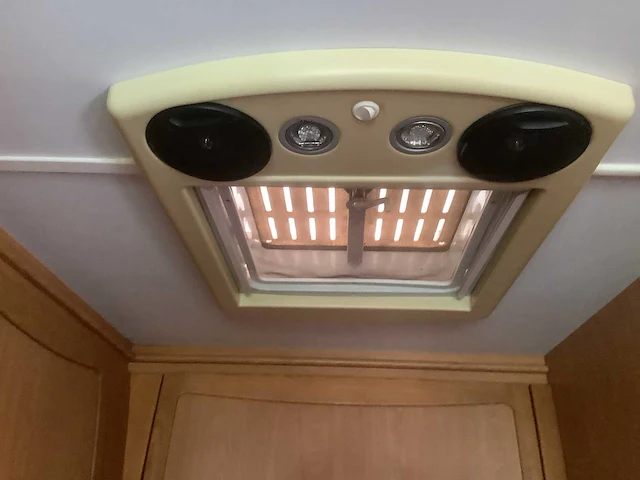 2007 moncayo m-735 camper - afbeelding 15 van  38