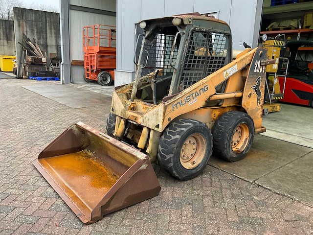 2007 mustang 2054 b-series schranklader - afbeelding 1 van  12