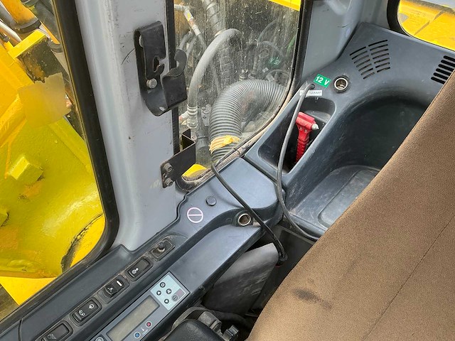 2007 new holland e 215b rupsgraafmachine - afbeelding 48 van  56