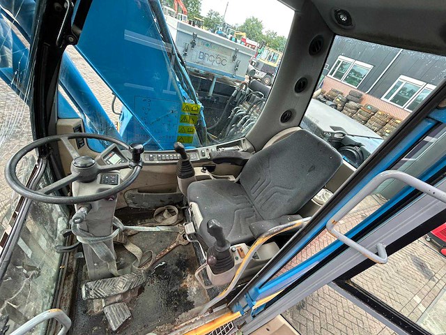 2007 new holland mh plus banden graafmachine - afbeelding 7 van  10