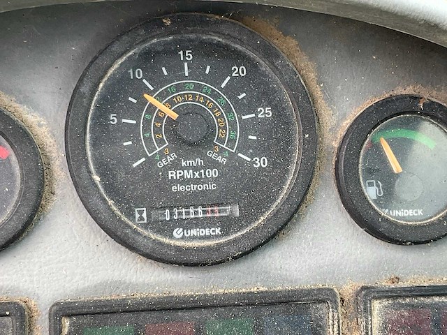 2007 new holland powershuttle 110 lm435a verreiker - afbeelding 12 van  29