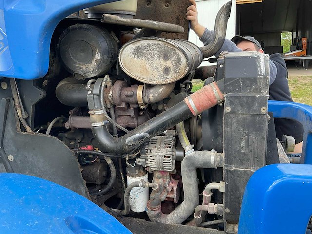 2007 new holland powershuttle 110 lm435a verreiker - afbeelding 22 van  29
